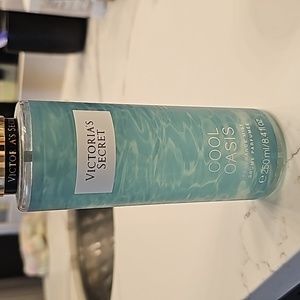 Victoria's Secret cool oasis fragrance mist